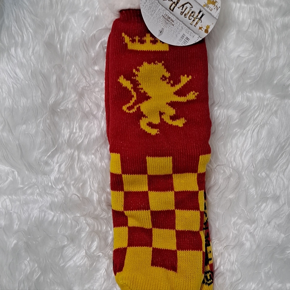 20% Off  Harry Potter Sherpa Lined Socks Soft Non-Slip red/yellow Gryffindor